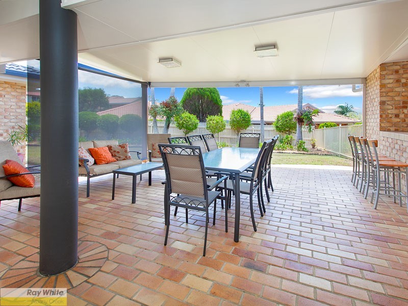 30 Gleneagles Cres, Albany Creek QLD 4035