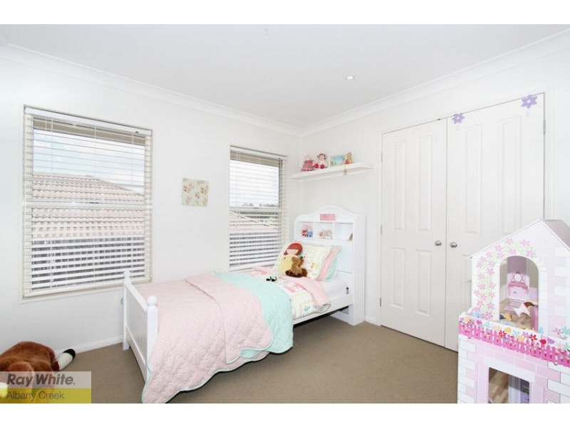 15 Windrush Cl, Eatons Hill QLD 4037