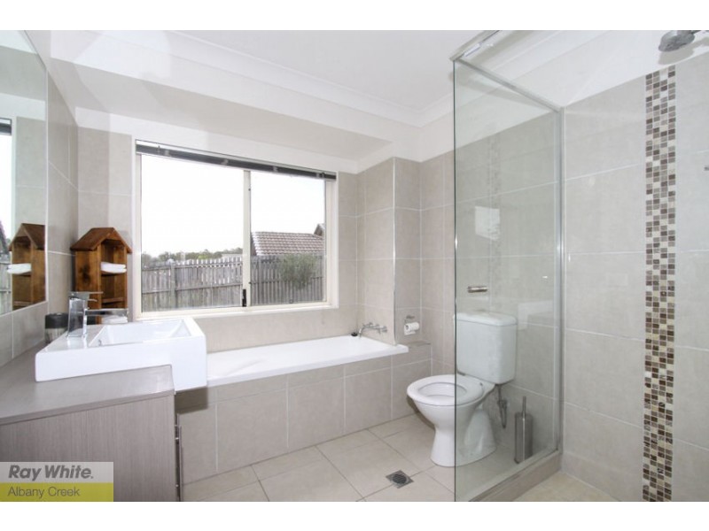 15 Windrush Cl, Eatons Hill QLD 4037