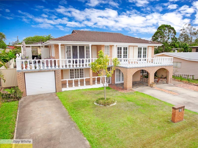 8 Caradon Street, Albany Creek QLD 4035