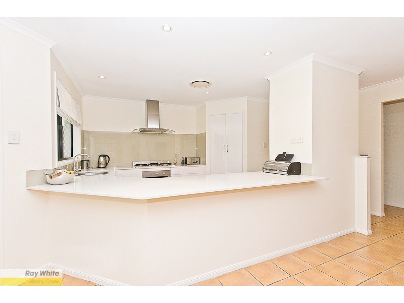 3 Reddiex Close, Albany Creek QLD 4035