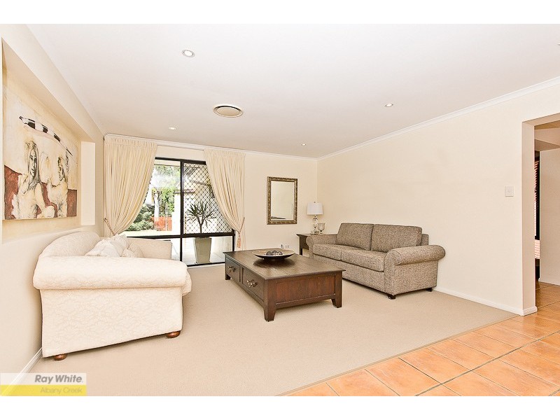 3 Reddiex Close, Albany Creek QLD 4035