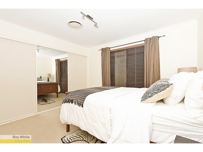 3 Reddiex Close, Albany Creek QLD 4035