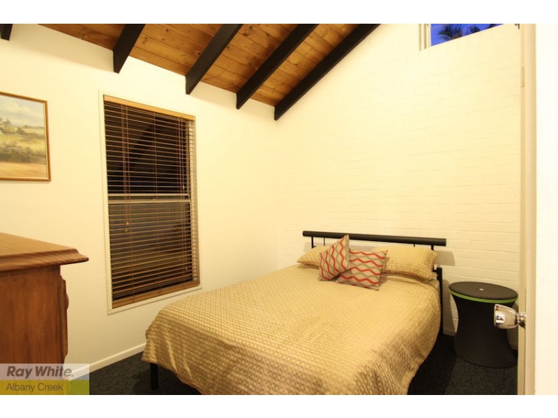 5 Janus Court, Eatons Hill QLD 4037