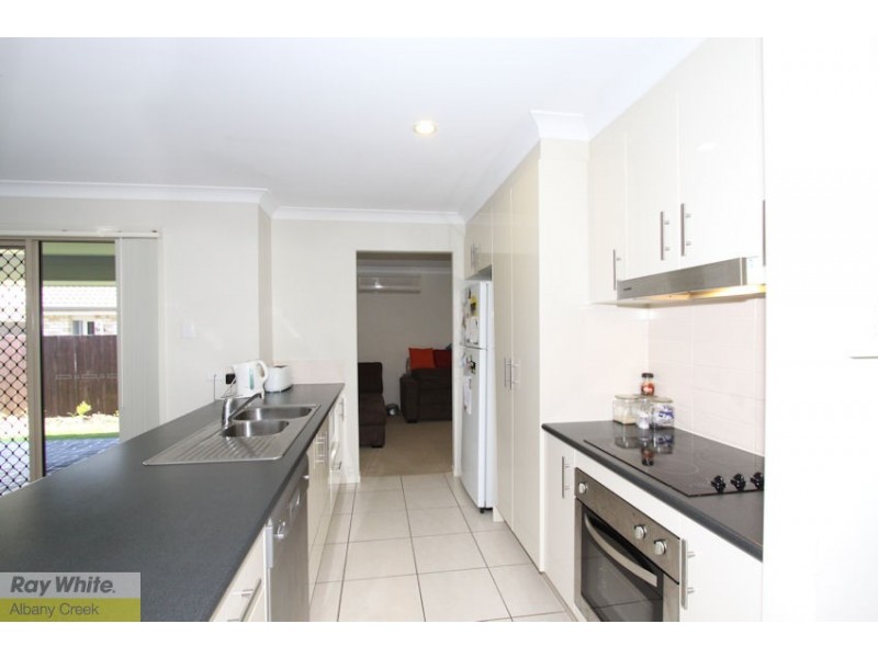 61 Baker Street, Bray Park QLD 4500