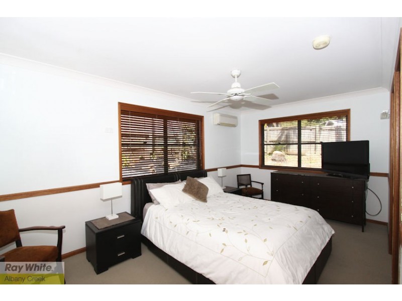 20 Sunblest Court, Eatons Hill QLD 4037