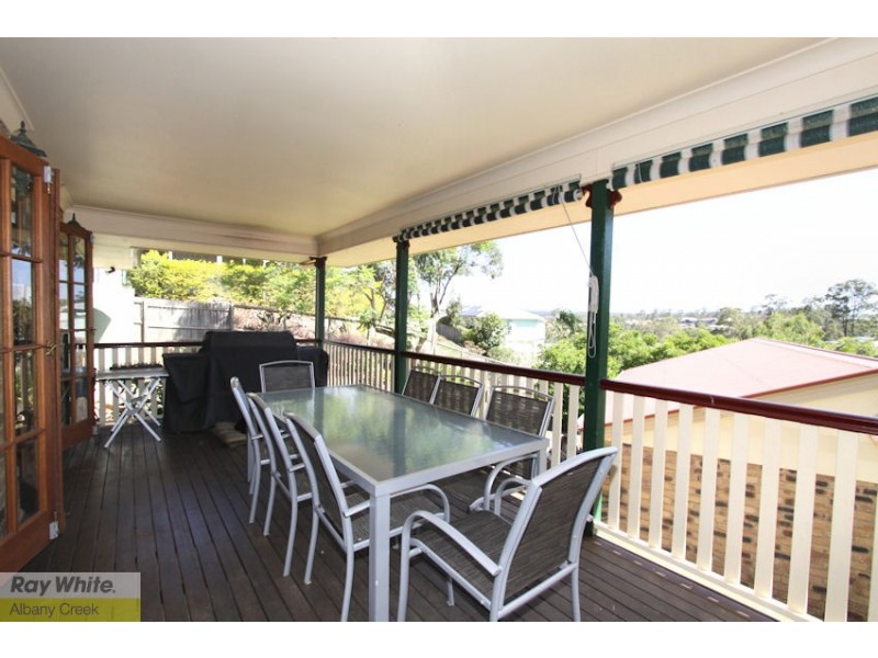 20 Sunblest Court, Eatons Hill QLD 4037