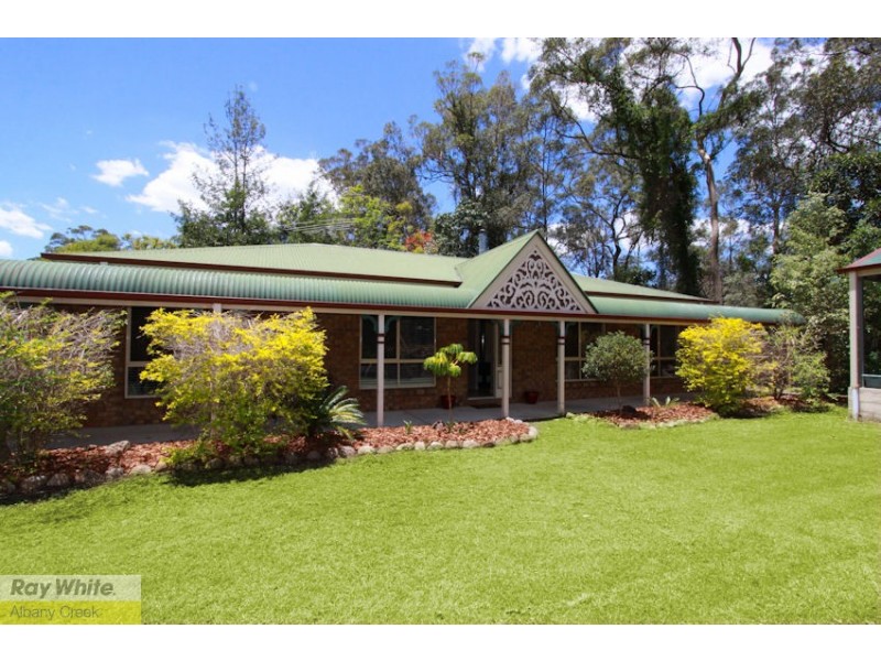 1 Woodrow Ct, Ferny Hills QLD 4055