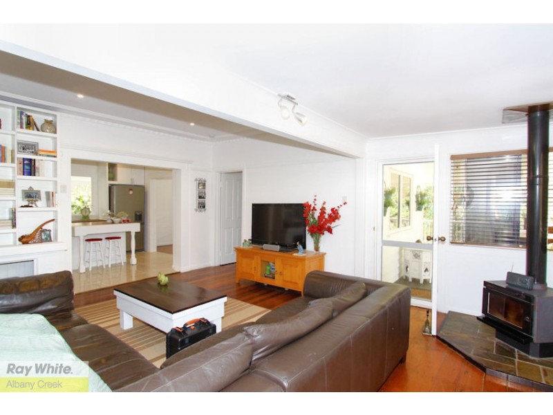 6 Vores Rd, Whiteside QLD 4503