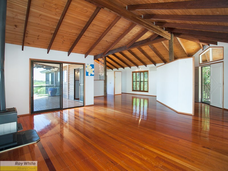 6 Nestor Ct, Eatons Hill QLD 4037