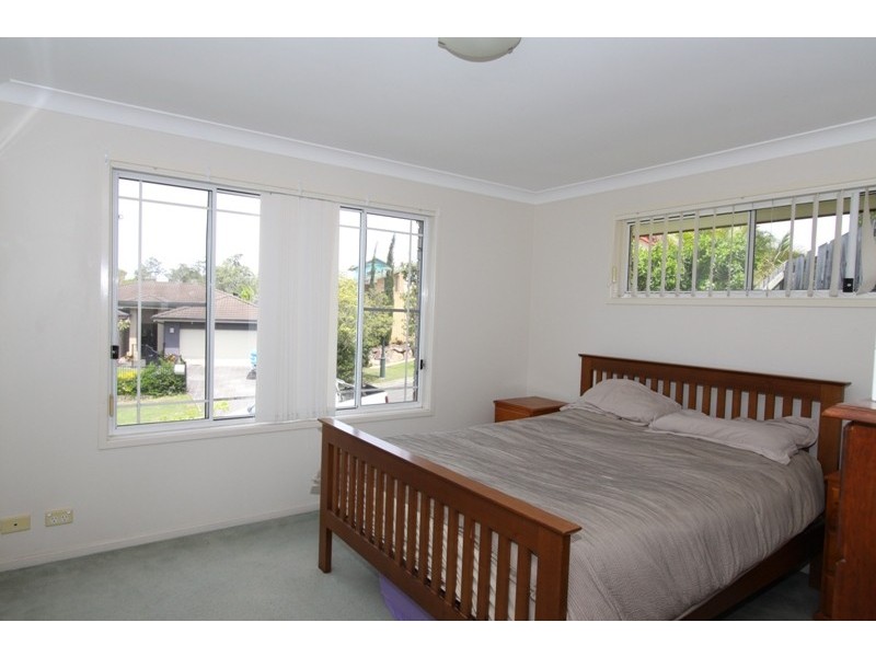 1 Marshall Place, Ferny Grove QLD 4055