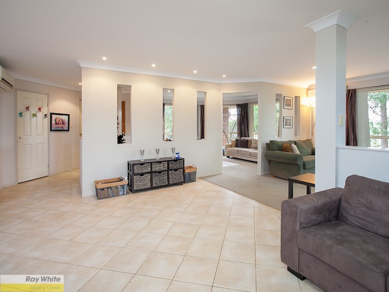 9 Mascotte Court, Eatons Hill QLD 4037