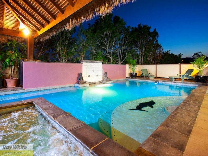 4 Meilland Court, Eatons Hill QLD 4037