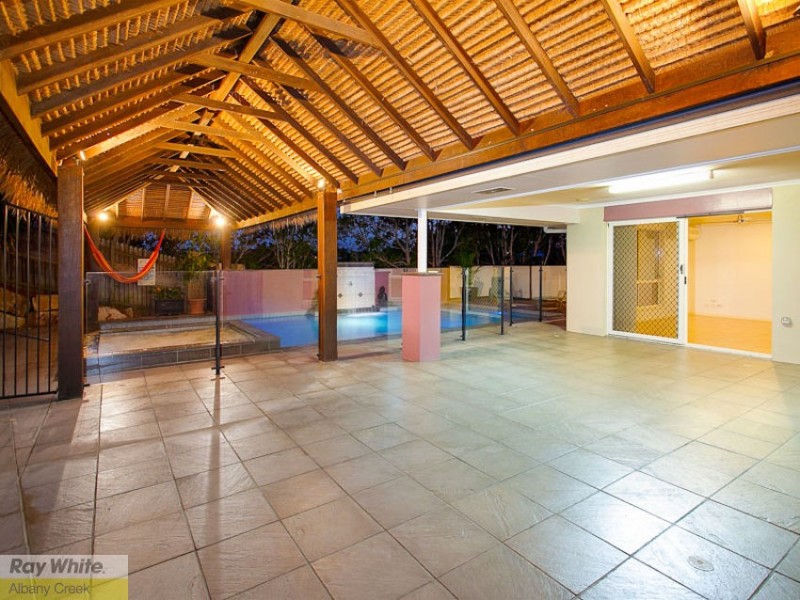 4 Meilland Court, Eatons Hill QLD 4037