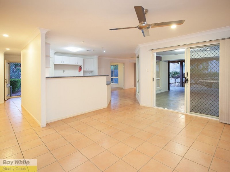 4 Meilland Court, Eatons Hill QLD 4037