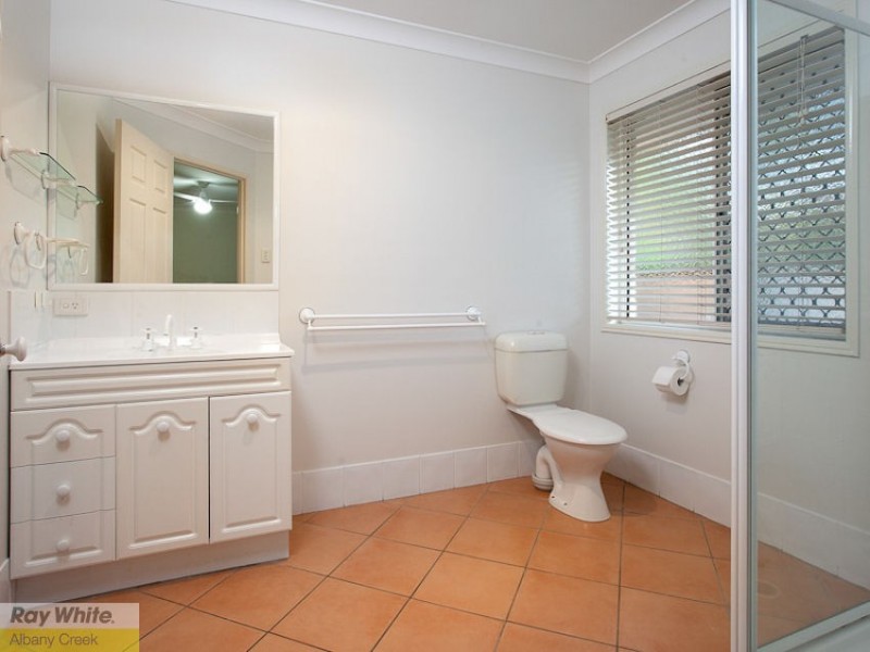 4 Meilland Court, Eatons Hill QLD 4037