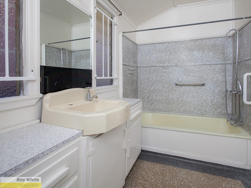 25 Jackson Street, Clayfield QLD 4011