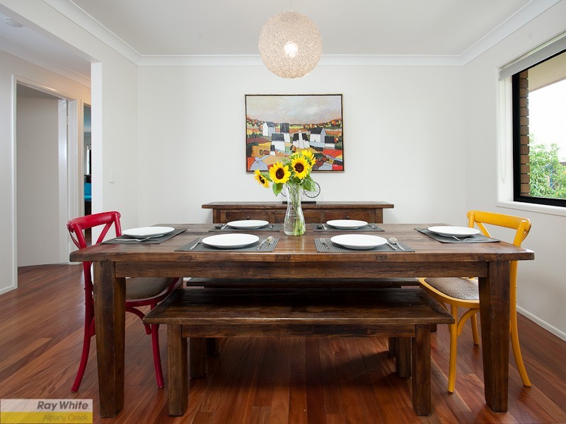 7 Sussex Dr, Albany Creek QLD 4035