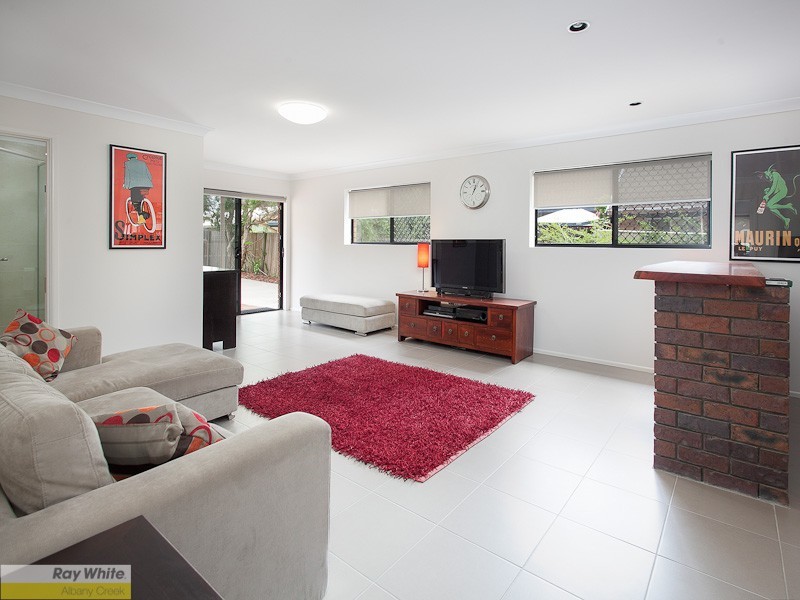 7 Sussex Dr, Albany Creek QLD 4035