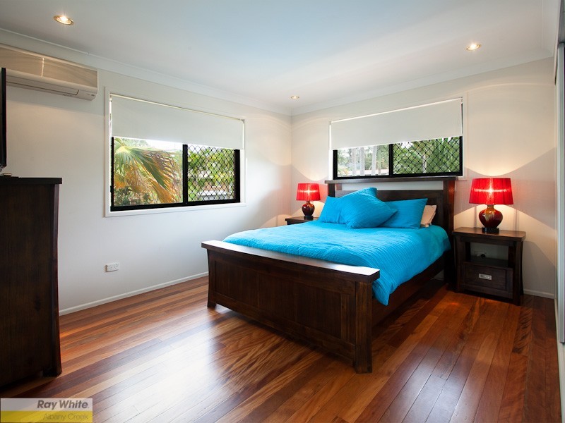 7 Sussex Dr, Albany Creek QLD 4035