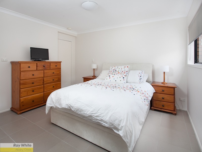 7 Sussex Dr, Albany Creek QLD 4035