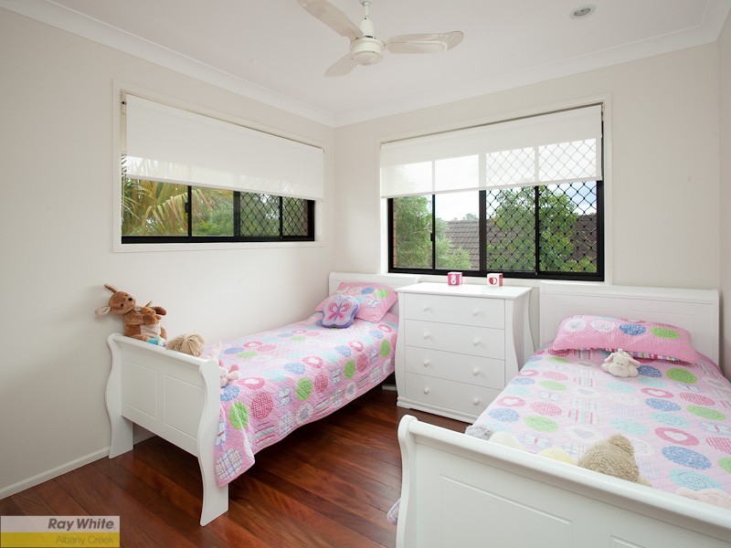 7 Sussex Dr, Albany Creek QLD 4035