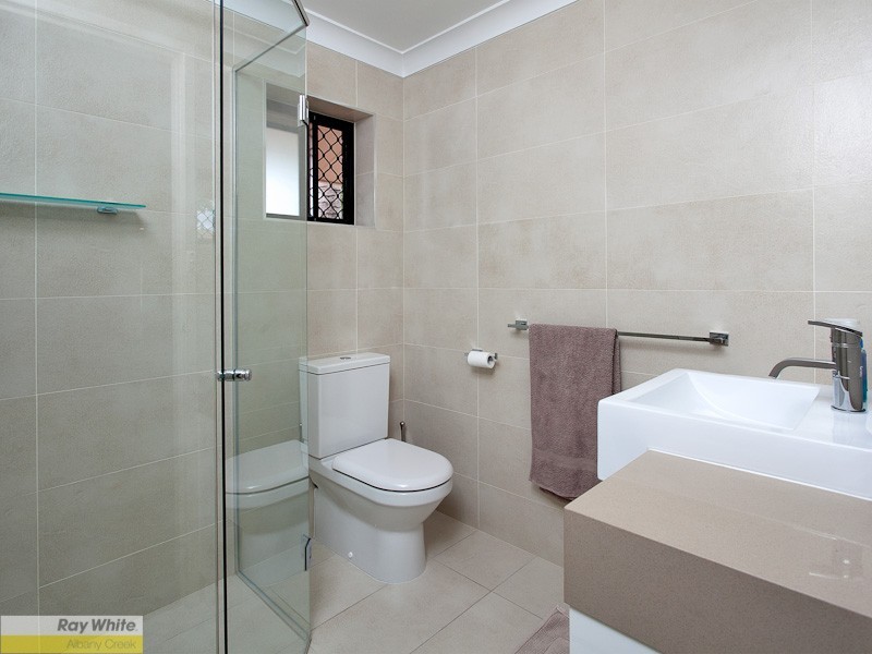 7 Sussex Dr, Albany Creek QLD 4035