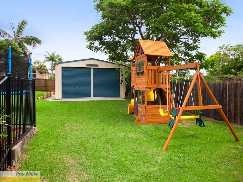 7 Sussex Dr, Albany Creek QLD 4035