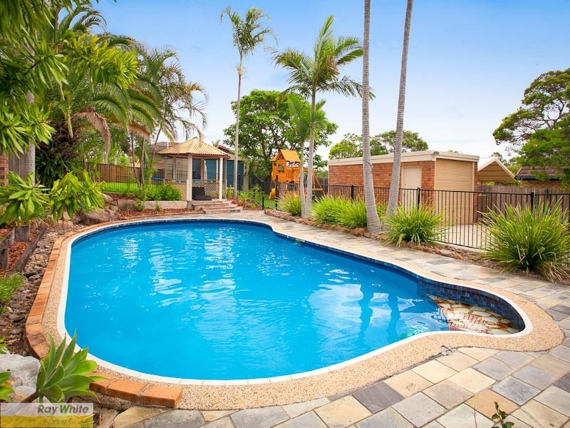 7 Sussex Dr, Albany Creek QLD 4035