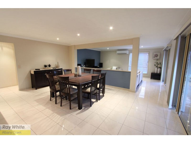 6 Medeo Court, Eatons Hill QLD 4037