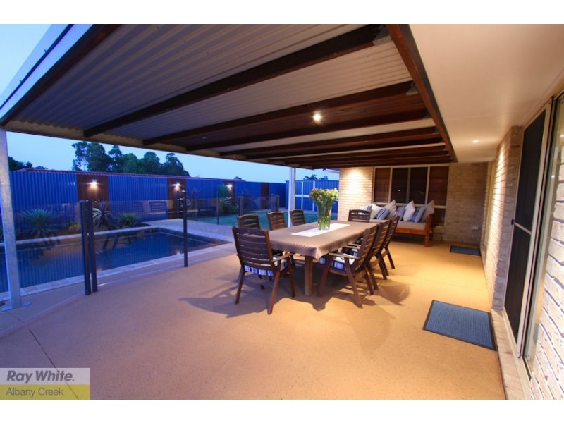 6 Medeo Court, Eatons Hill QLD 4037