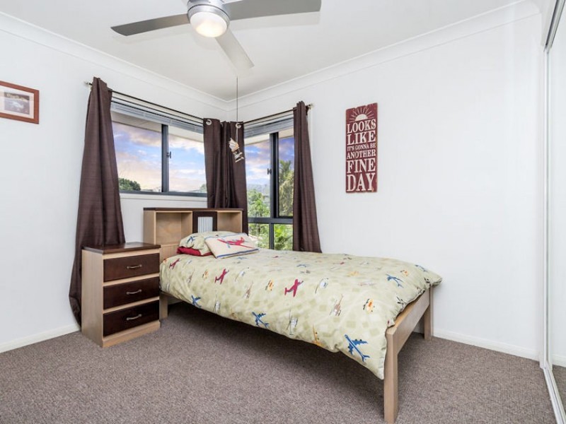 8 Orbital Close, Bridgeman Downs QLD 4035