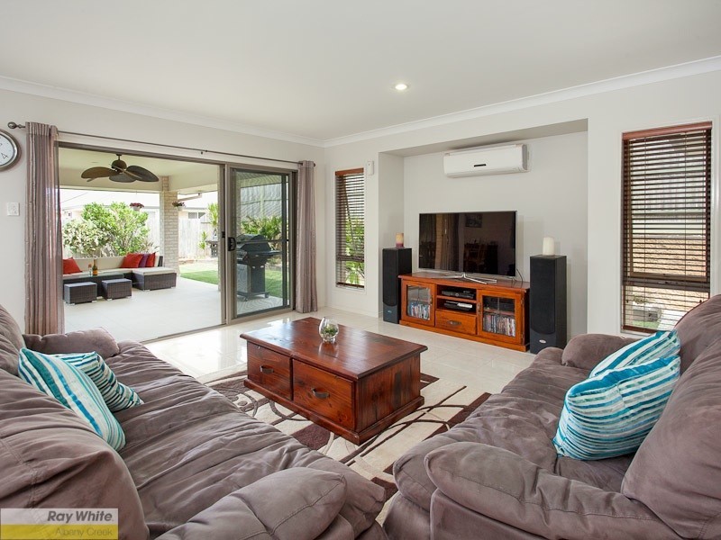 5 Pallas Parade, Warner QLD 4500