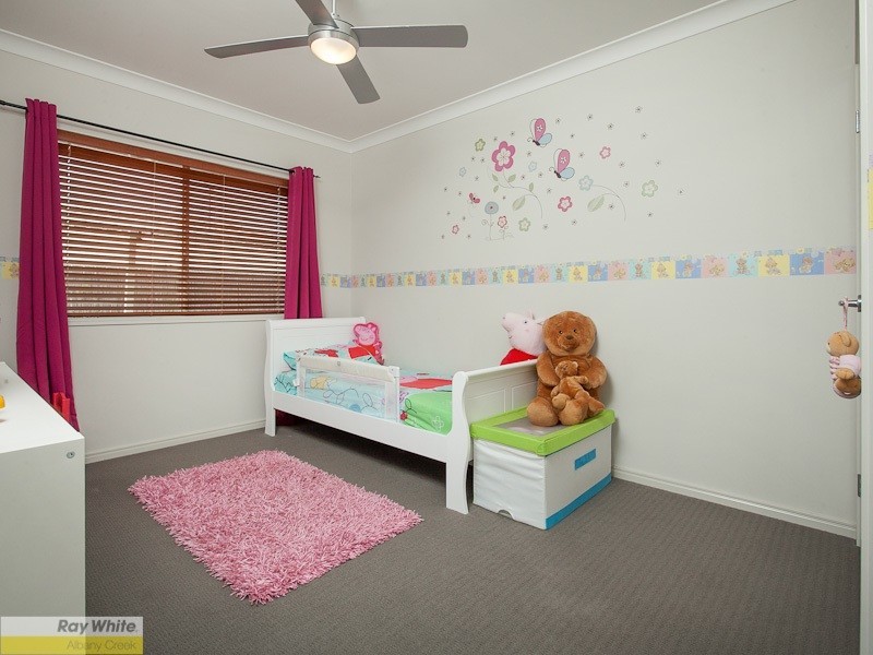 5 Pallas Parade, Warner QLD 4500