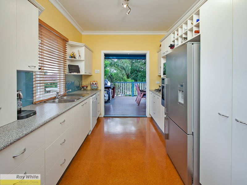 10 Exley Street, Kedron QLD 4031