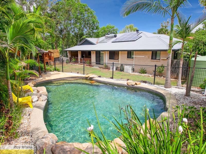 10 Bangalow Place, Albany Creek QLD 4035