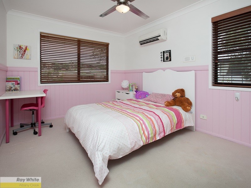 10 Bangalow Place, Albany Creek QLD 4035