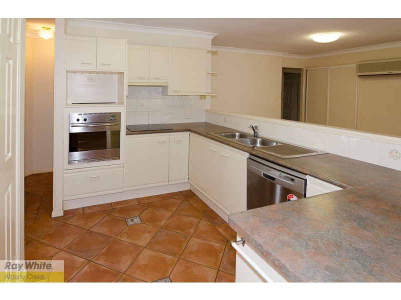 10 Tiffany Court, Eatons Hill QLD 4037