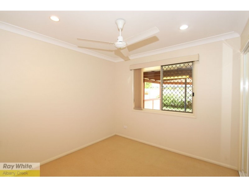 10 Tiffany Court, Eatons Hill QLD 4037