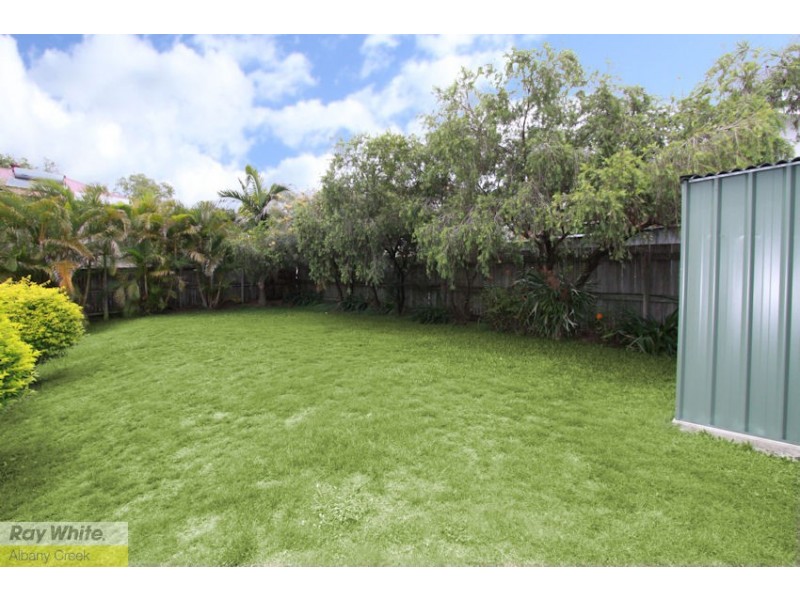 10 Tiffany Court, Eatons Hill QLD 4037