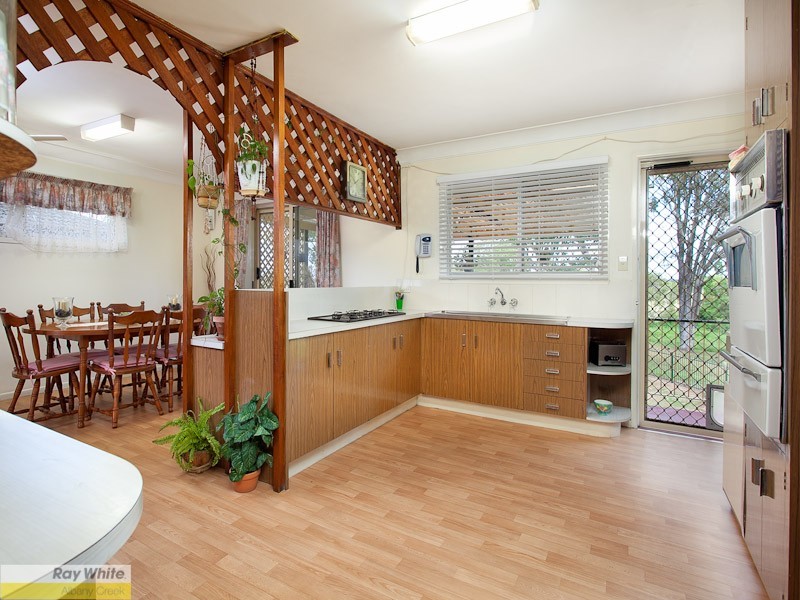 38 Peter Street, Strathpine QLD 4500