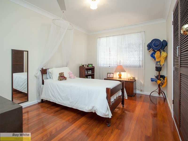 38 Peter Street, Strathpine QLD 4500