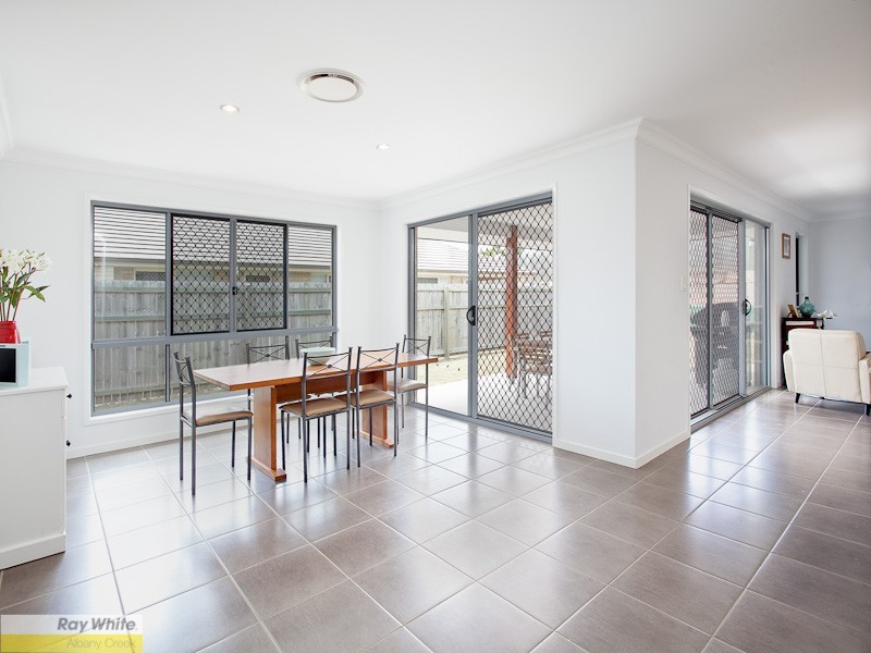 16 Schukow Court, Warner QLD 4500
