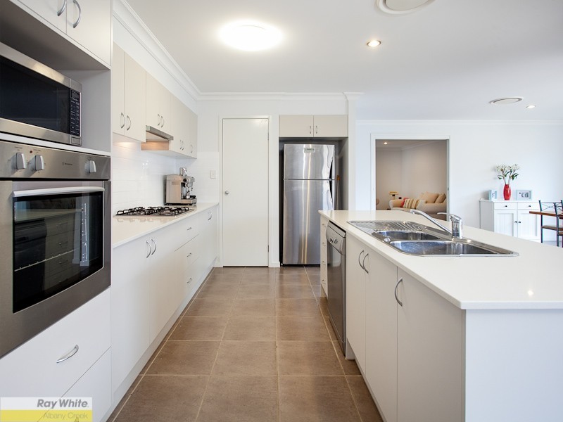 16 Schukow Court, Warner QLD 4500