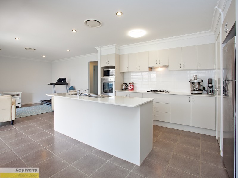 16 Schukow Court, Warner QLD 4500