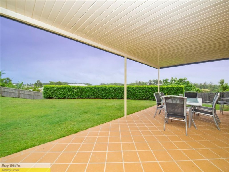 18 Toressian Place, Cashmere QLD 4500