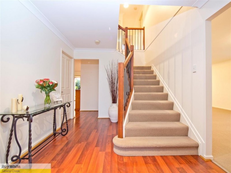 18 Toressian Place, Cashmere QLD 4500