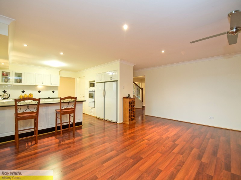 18 Toressian Place, Cashmere QLD 4500