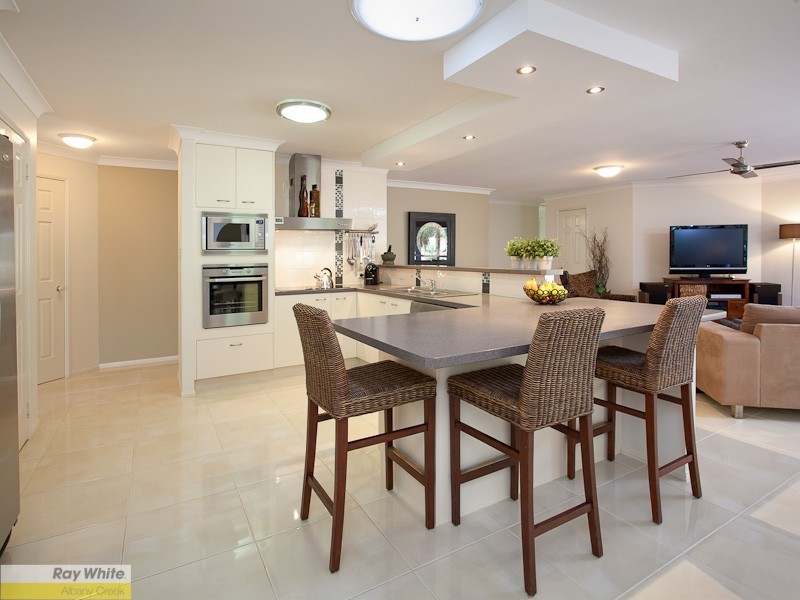 13 Chisholm Court, Albany Creek QLD 4035