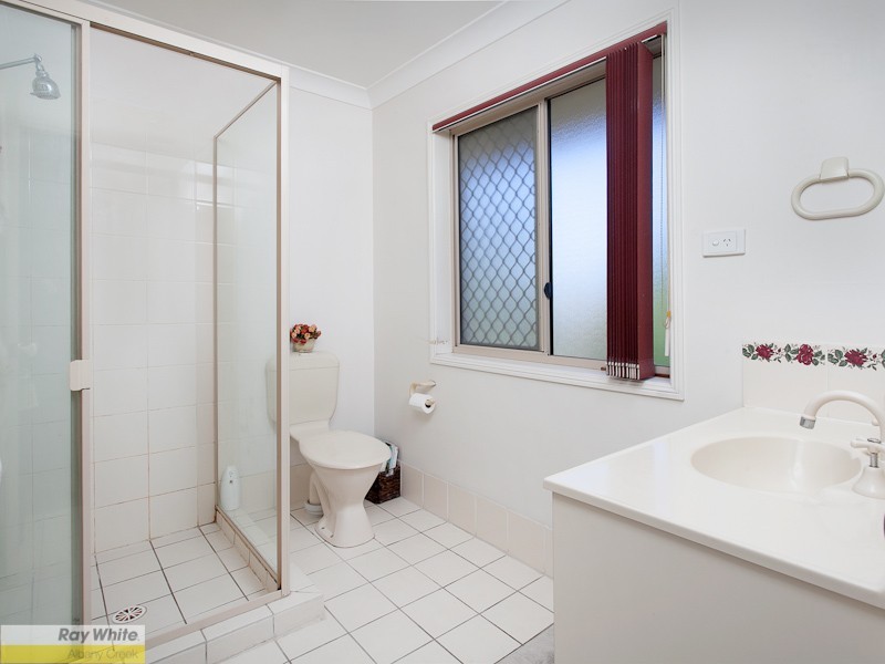 3 Sonya Court, Eatons Hill QLD 4037